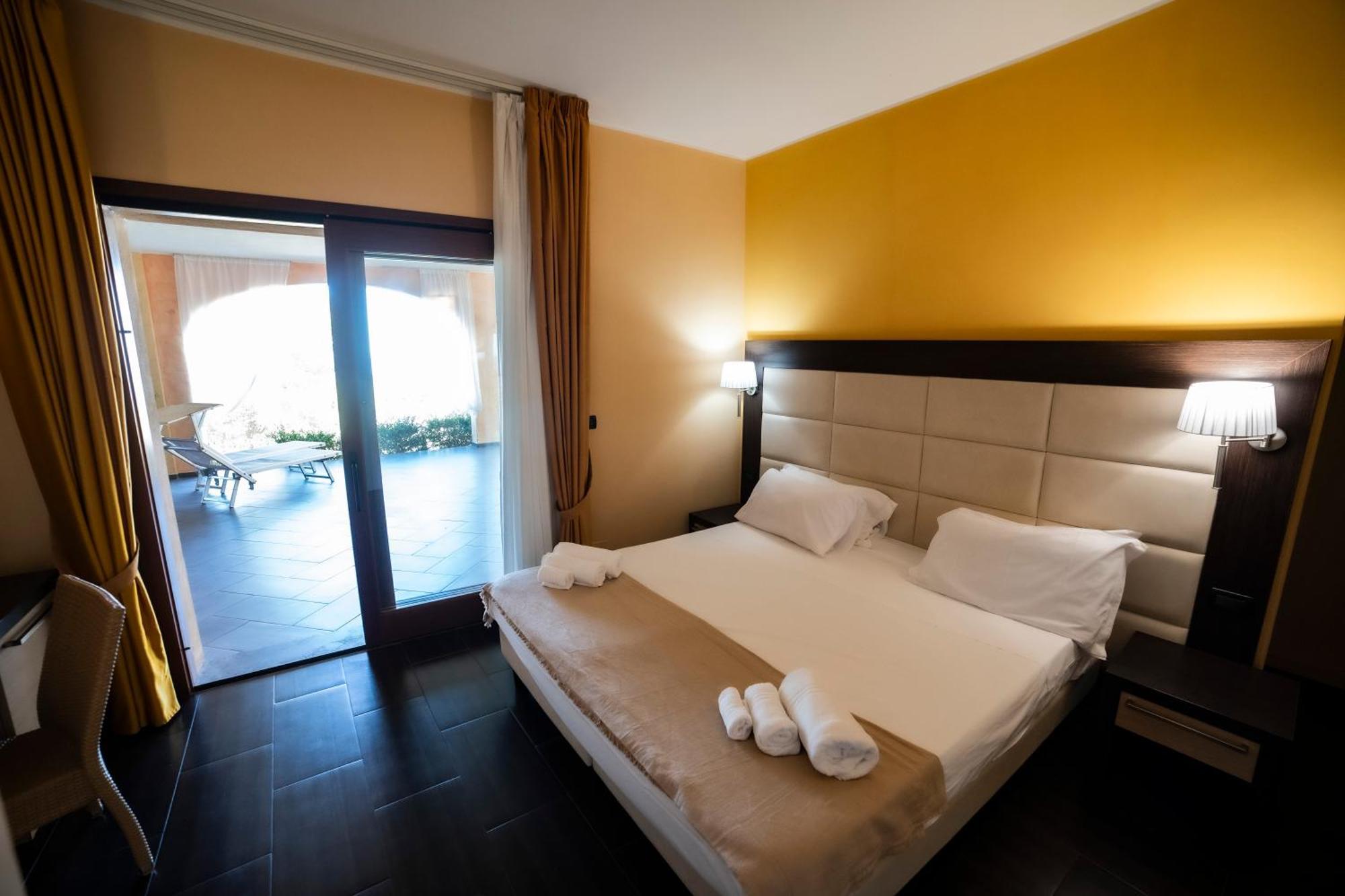 Unico Cannamele Escape Tropea By Life Resorts Parghelia Exterior photo